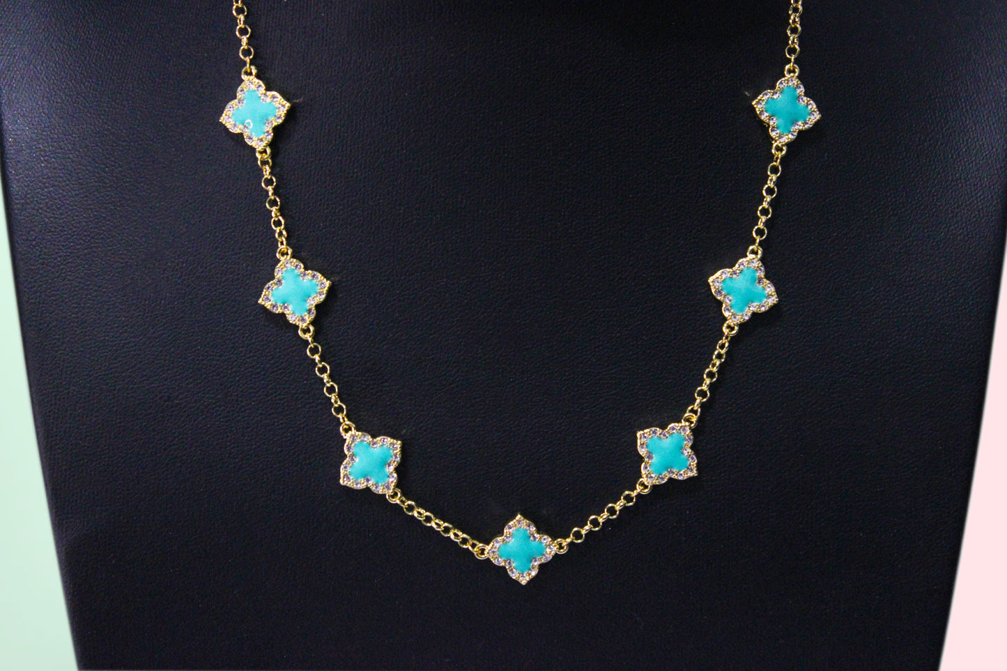 Turquoise Clover Necklace (Gold)